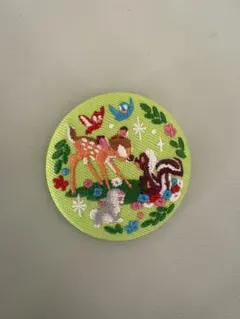 ディズニー 刺繍缶バッチ2 バンビ