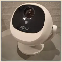XBJ ポータブルプロジェクター 360度回転 オートフォーカス - メルカリ