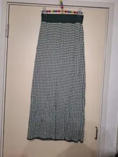 ビームスハート　カーキと白のギンガムチェック柄 ロングスカート