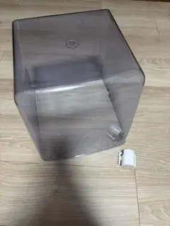 プレミアムウォーター サーバー容器とチャイルドロックのサムネイル