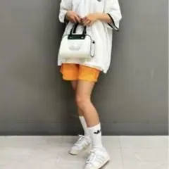 アディダスオリジナルス 水陸両用 オレンジ トレフォイル W88のサムネイル