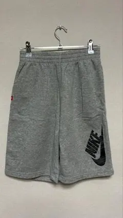 Nike グレー 半ズボン サイドポケット