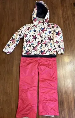 スキーウェア キッズ 140 星柄ジャケットとパンツセット