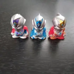 ウルトラマン　指人形　３体セット