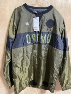 Umbro ピステ ウィンドブレーカー Lサイズ　Mサイズ　2着セットバラ売り×
