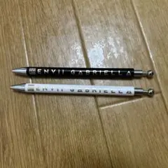 엔비 가브리엘라 엔가 블러플 로터리 볼펜 2개 세트