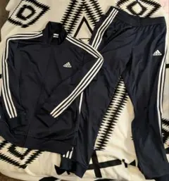 adidas トラックジャケット·パンツ　セットアップ
