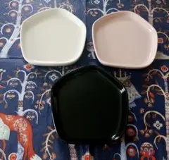 土曜日まで掲載 Iittala x ISSEY MIYAKE 小皿　3枚セットのサムネイル