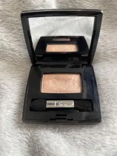 Dior アイシャドウ　ハイライト　633番