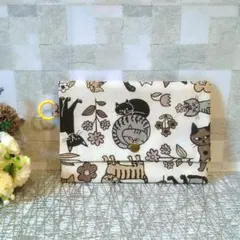 ねこ柄ポーチ　御朱印帳ケース　通帳ケース　コスメポーチ　マルチケース