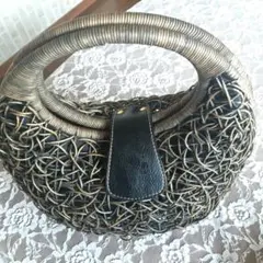 Item thumbnail for item 86636c46-33d1-48e7-8e7d-d4a40b5efa09