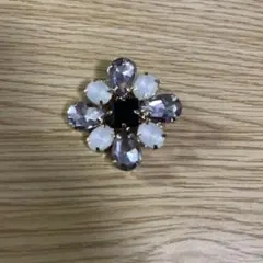花形ブローチ クリアストーン