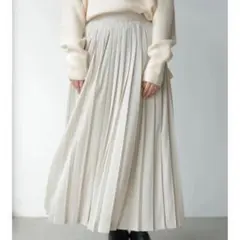 アメリカンホリック　サテンプリーツスカート