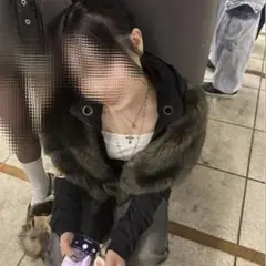 【ZARA】ダークグリーン ファーショール