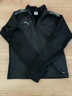 PUMA ブラック ジップアップ 長袖ウェア