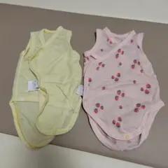2着セット　UNIQLO BABY ノンスリーブロンパース肌着　前開き 60cm
