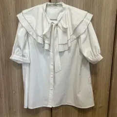 【RETRO GIRL】フリル付きホワイトシャツ 半袖