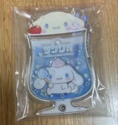 サンリオ　カスタムアクリルチャーム　クリームソーダ　シナモロール