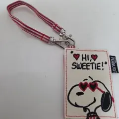 スヌーピー　パスケース　赤白ストライプ柄