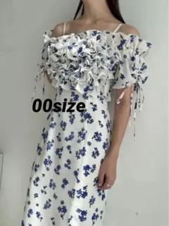 SNIDEL ボリュームラッフルフリルプリントワンピース