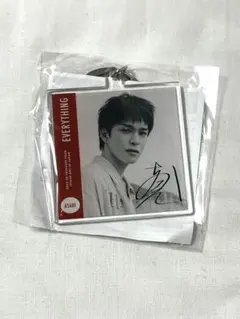 TREASURE アサヒ カプセルトイ キーホルダー