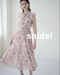 SNIDEL スナイデル Sustainableフリルプリーツワンピース