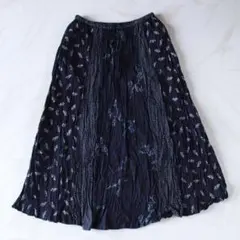 45R インディゴのパッチワークスカート 45R（フォーティファイブアール）の「タペットの小花パッチ