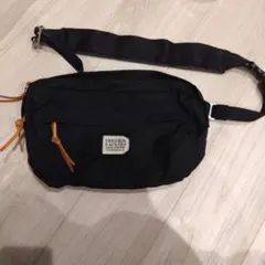 FREDRIK PACKERS ボディバッグ ブラック