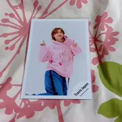 Item thumbnail for item 3f22696a-afe1-43cd-a82c-a3ff03d4b470