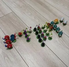 as S.様専用❗️チョコエッグ赤ピクミン×2 紫ピクミン×1 3体セット