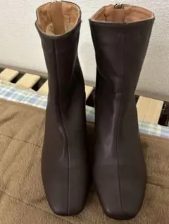 Item thumbnail for item 0ff9813c-a6d2-429e-97f1-afbe989bc3e1