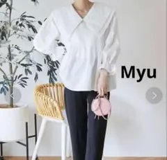 Myu ミュー　ダブルカラーフレアブラウス　白　フリーサイズ　ビックカラーのサムネイル