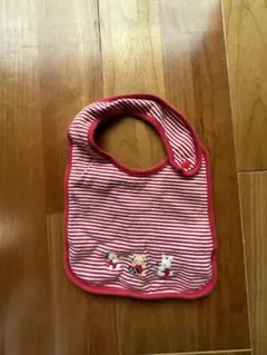 ファミリア　赤と白ストライプ　スタイ