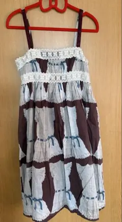 夏用キャミワンピース。試着のみ。 購入して以来しまってあったので皺があります。のサムネイル