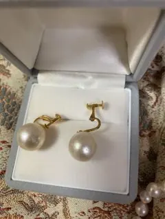 NEW‼️ 真珠 フック式 イヤリング ホワイト 25-6