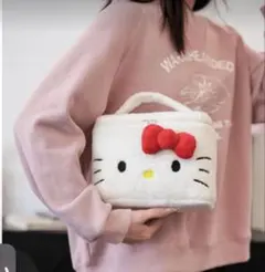 ハローキティ キティちゃん 大容量 化粧ポーチ コスメポーチ 新品未使用タグ付き