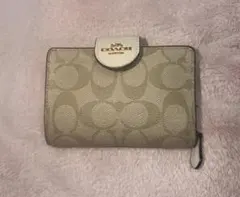 COACH 二つ折り財布
