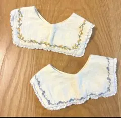 よだれかけ　付け襟　juo スタイ　つけ襟　刺繍入り　アイボリー　小花柄のサムネイル