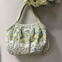 中古品　花柄グラニーバッグ　【最終価格】