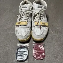 Nike ホワイト ハイカットスニーカー 替え紐付き