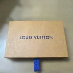 LOUIS VUITTON ギフトボックス ゴールド