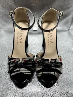 DIANA サンダル　ヒールエナメル