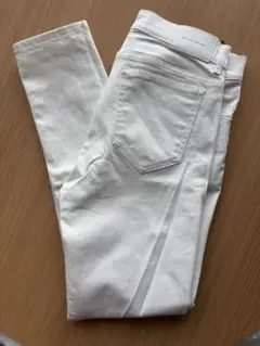 ZARA ホワイト スキニーデニム
