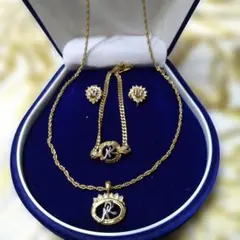 NINARICCI.イヤリング、ブレスレット、ネックレス3点セット