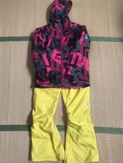 スキーウェア上下セット(お値下げ交渉可)