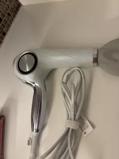 ジャンク品2024年製ReFa BEAUTECH DRYER SMART W - メルカリ