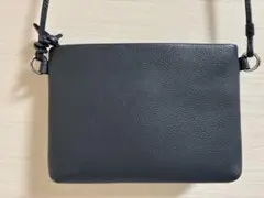 サコッシュ レザー ショルダーバッグ