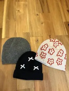 ローリーズファームラメ付き　 ビーニー3点セット グレー・黒・白