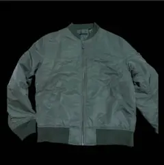 ユニクロ　MA-1ブルゾン　ブラック