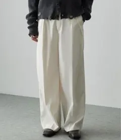 EMMA CLOTHES バルーンシルエット ディープタックワイドパンツ